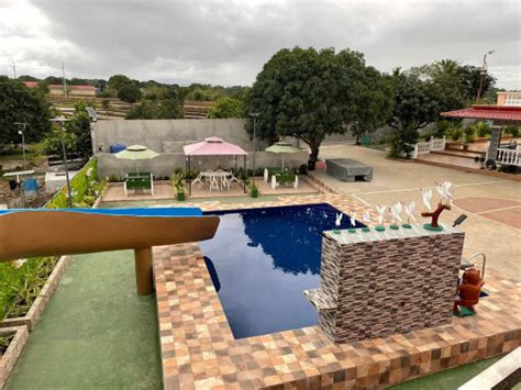 emiart private resort price|For the price of PHP3000, you can .